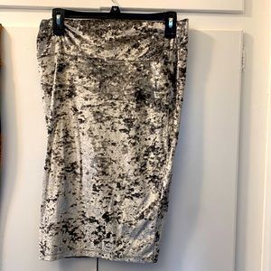 Limited LuLaRoe velvet pencil Cassie skirt
